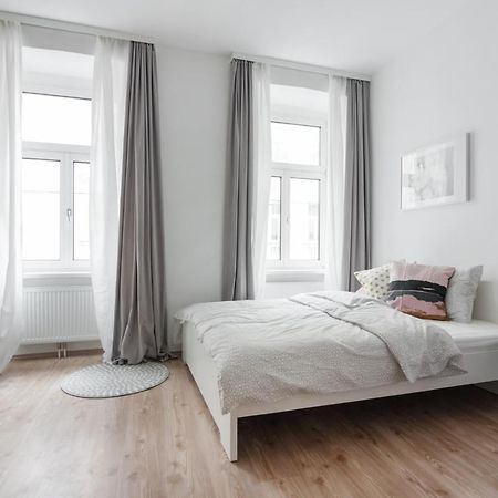 Nice Apartment In Lovely Area Wina Bagian luar foto