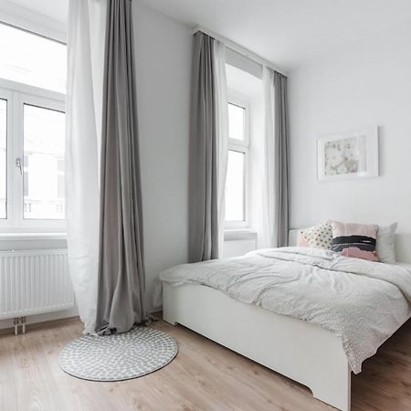 Nice Apartment In Lovely Area Wina Bagian luar foto