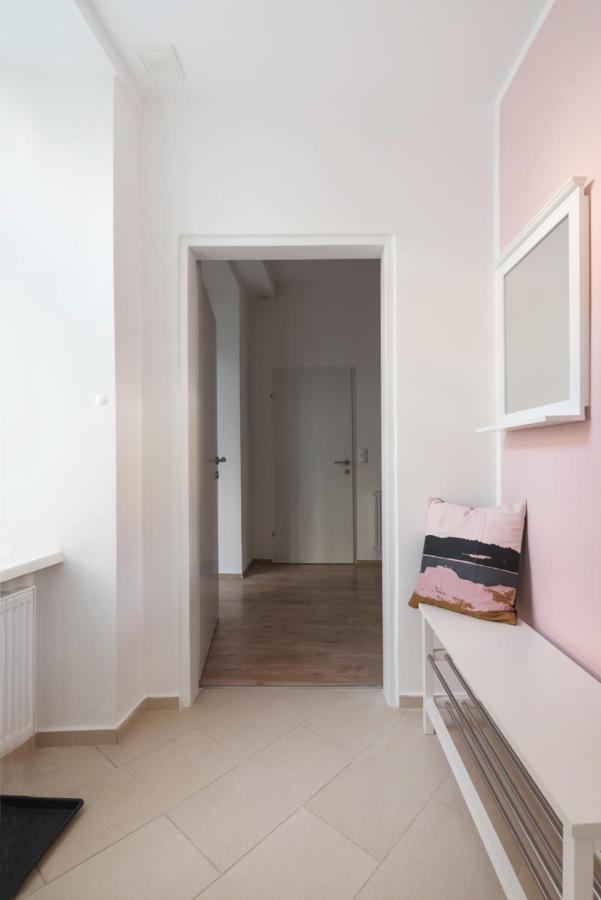 Nice Apartment In Lovely Area Wina Bagian luar foto